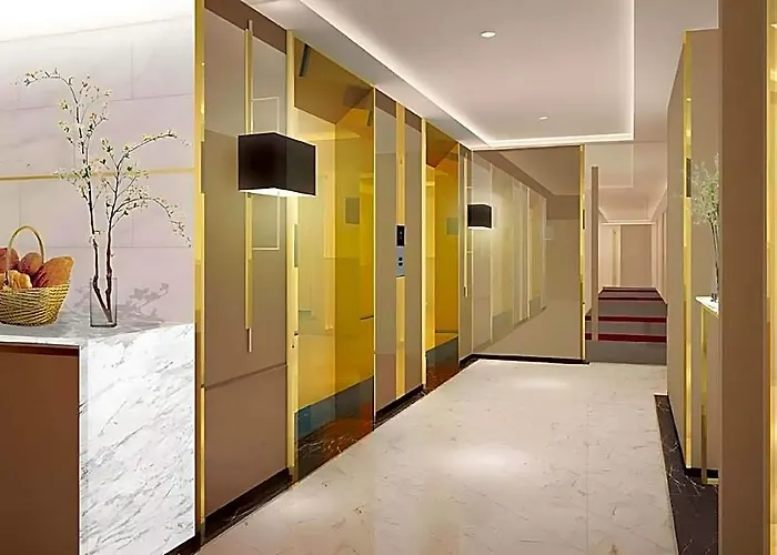 Hotel Fx Nana 4*
