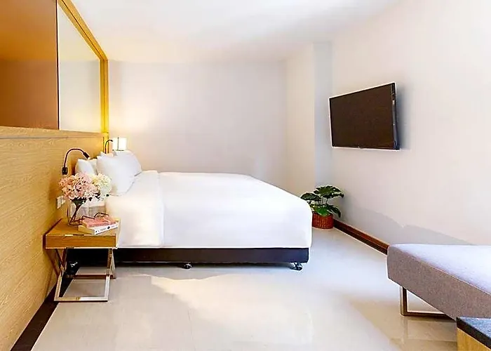 Fx Nana Hotel