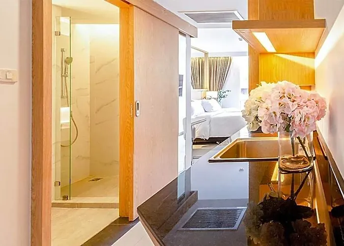 Hotel Fx Nana 4*
